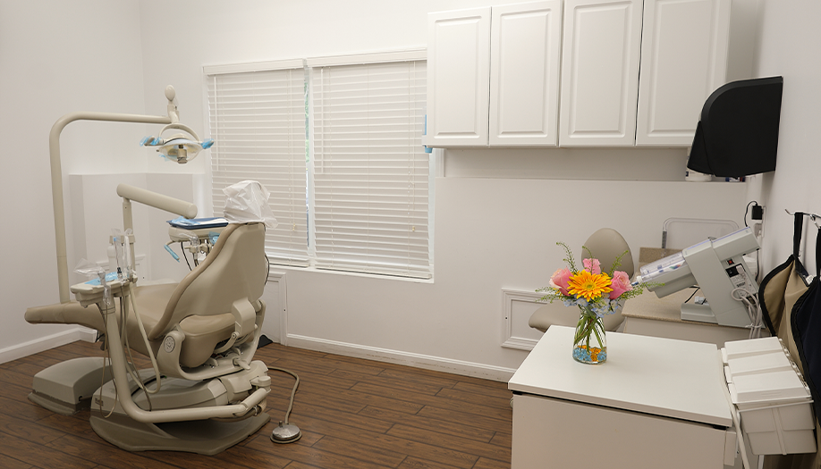 Dental treatment room